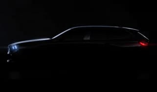 BMW i5 Touring teaser - side 